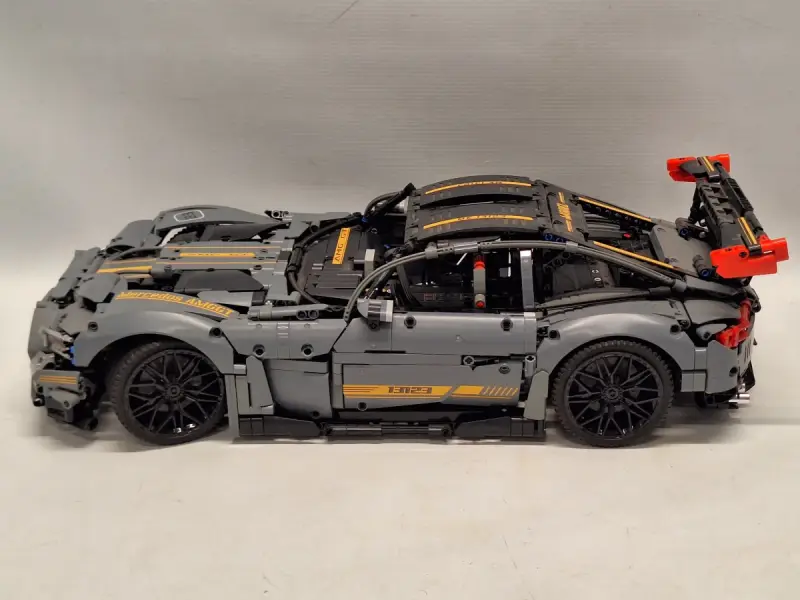 Mould King AMG GT Shadow 13123 Supercar – kavel bij De Kringwinkel, Gent