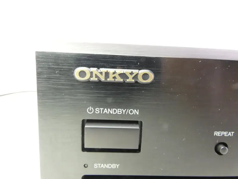 Onkyo DX-C390 6-cd-wisselaar – kavel bij De Kringwinkel, Heverlee