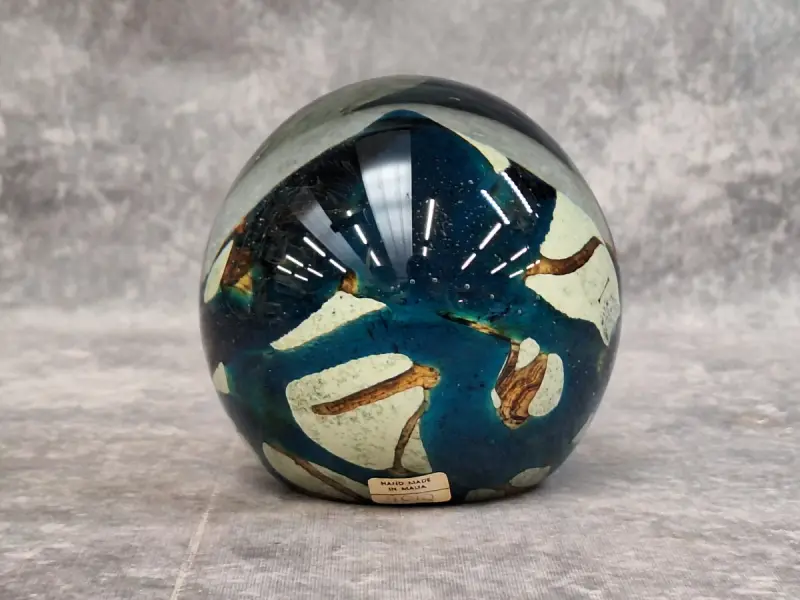 Mdina Glass presse-papier met 'Tiger' patroon – kavel bij De Kringwinkel, Gent