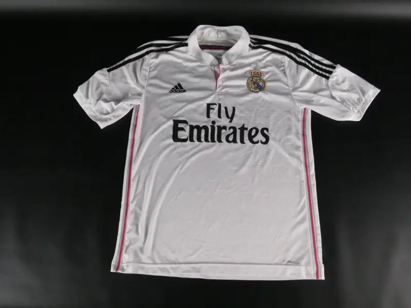 Wit Real Madrid Ronaldo voetbalshirt maat L – kavel bij De Kringwinkel, Heverlee