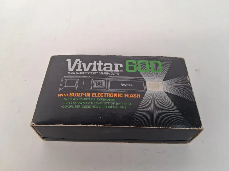 Vivitar 600 Point 'n Shoot zakcamera – kavel bij De Kringwinkel, Waardamme