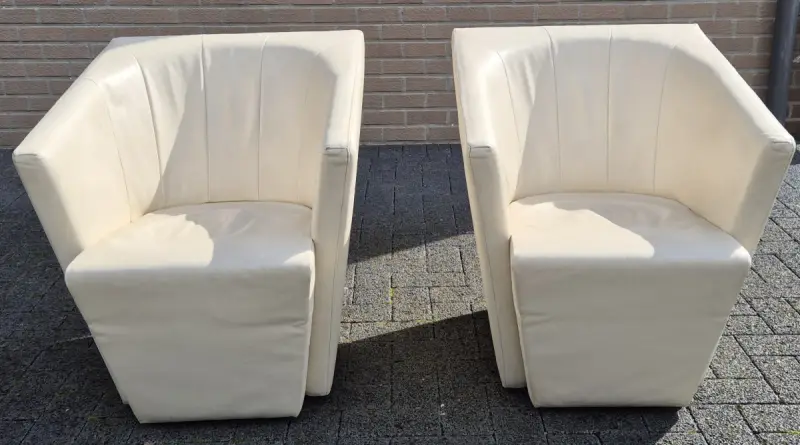 2 Jori Ice Cube fauteuils – kavel bij De Kringwinkel, Lochristi