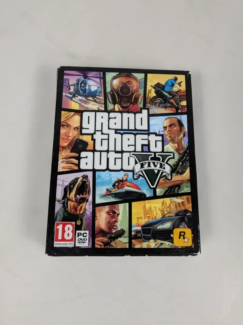 Grand Theft Auto V PC spel met handleidingen en kaarten – kavel bij De Kringwinkel, Sint-Niklaas