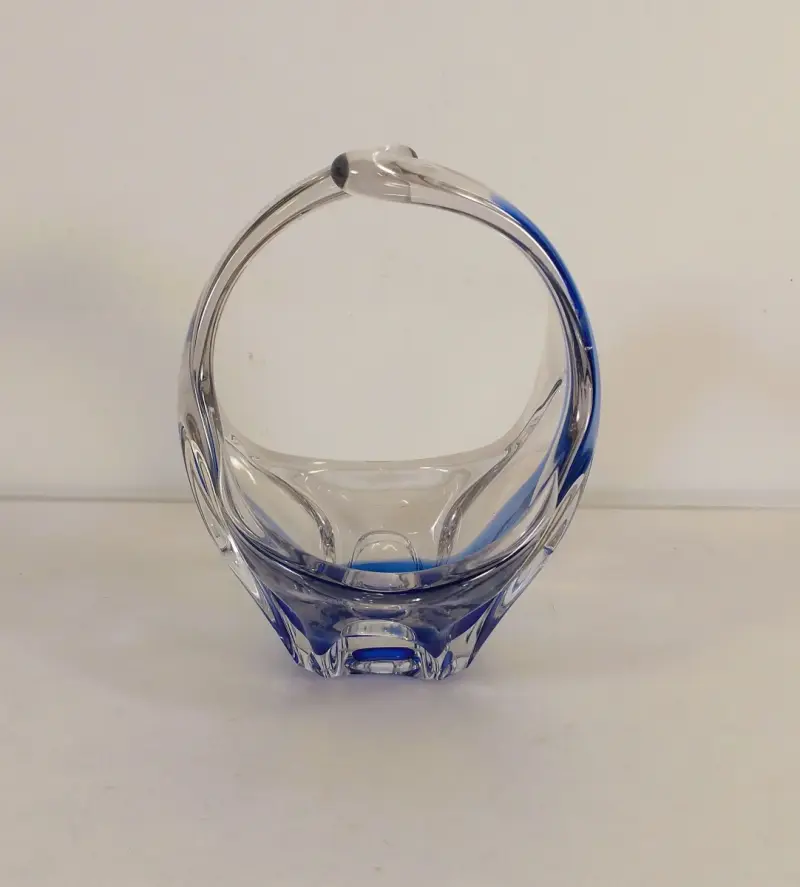 Vintage mondgeblazen glaskorf in helder en kobaltblauw glas – kavel bij De Kringwinkel, Turnhout