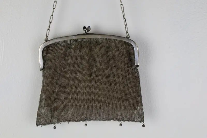 Vintage mesh avondtas 1920 – kavel bij De Kringwinkel, Izegem