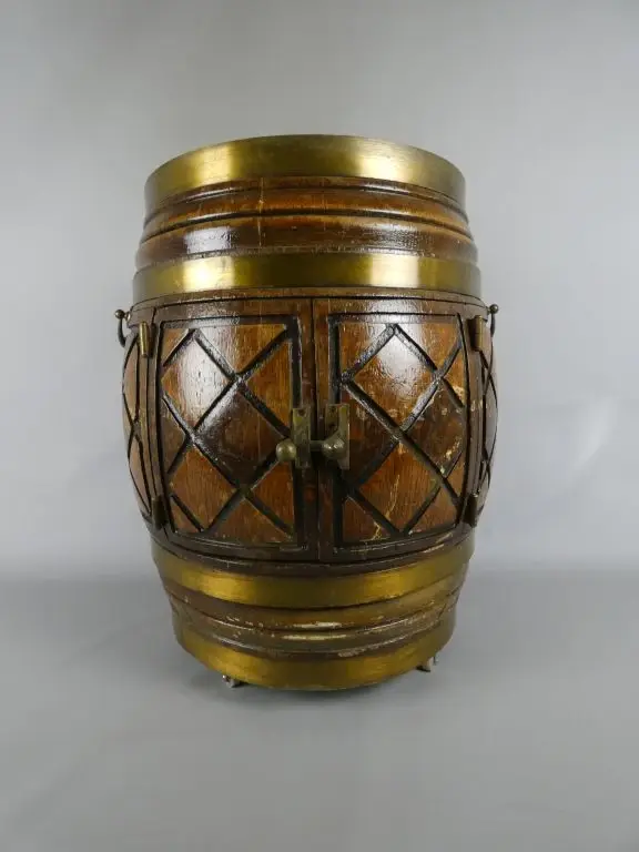 Houten Vatbar – kavel bij De Kringwinkel, Diest