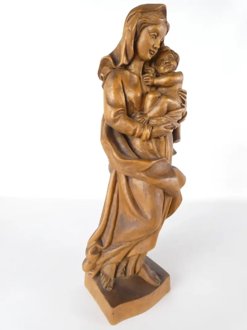 Houten beeld Madonna met kind – kavel bij De Kringwinkel, Heverlee