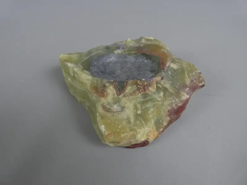 Onyx asbak – kavel bij De Kringwinkel, Diest