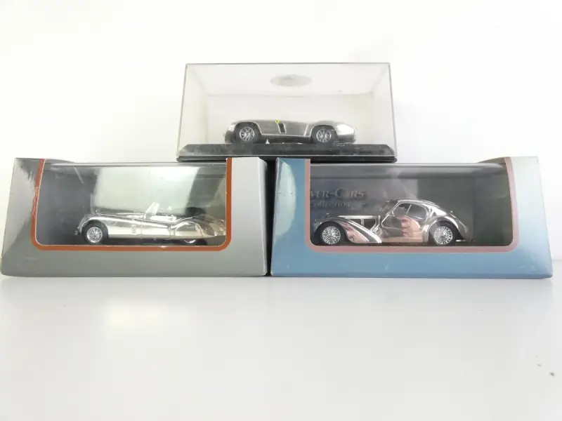 Silver Plated Modelauto's - Bugatti, Jaguar & Ferrari (Gelimiteerde Uitgaven) – kavel bij De Kringwinkel, Heverlee