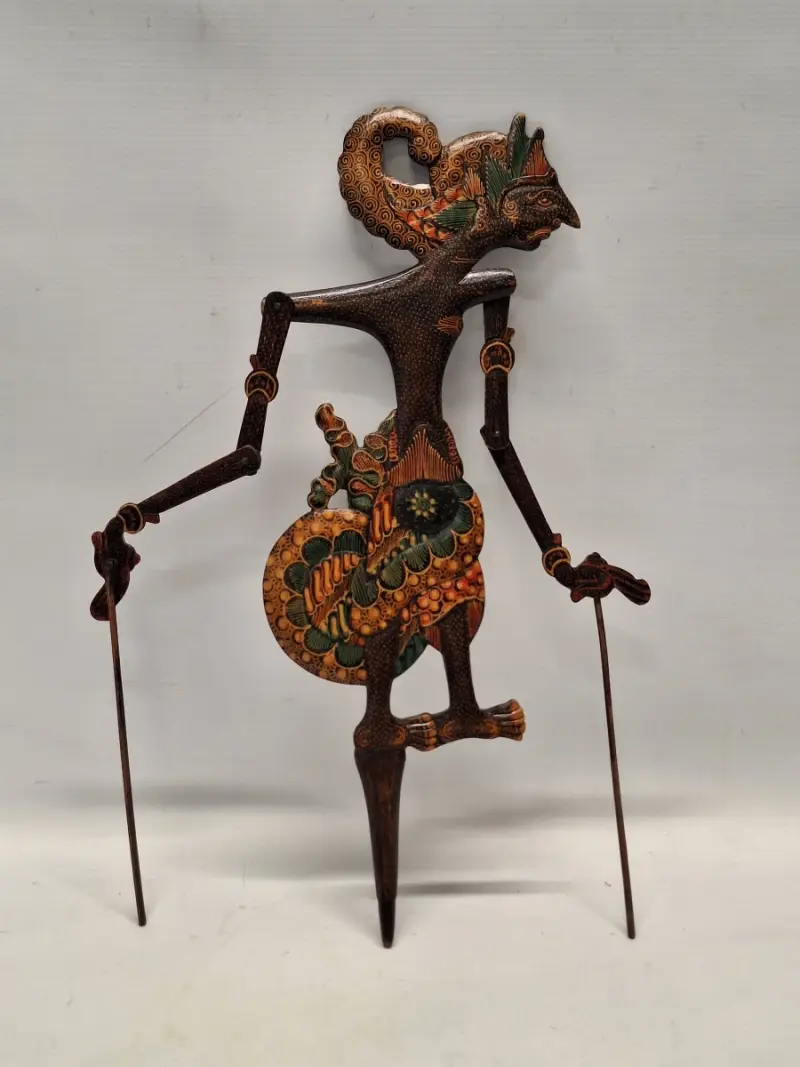 Decoratieve Javaanse Wayang Klitik pop - Raden Panji – kavel bij De Kringwinkel, Gent