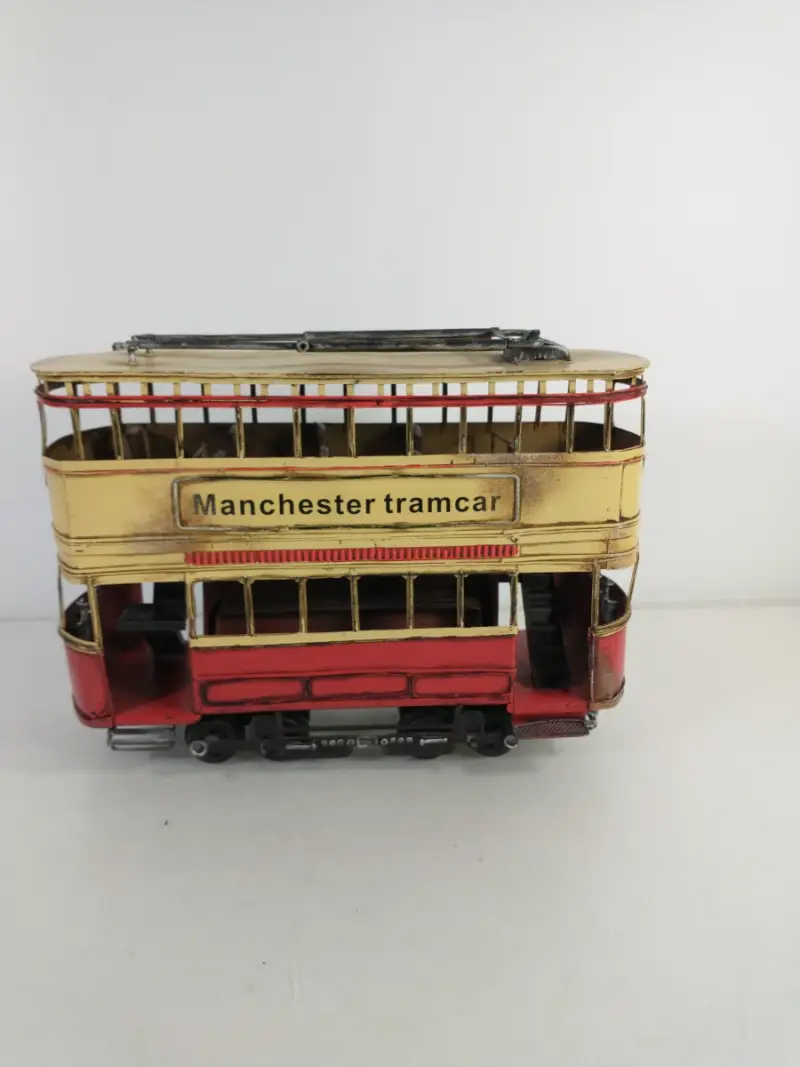 Vintage metalen model Manchester tramcar – kavel bij De Kringwinkel, Turnhout