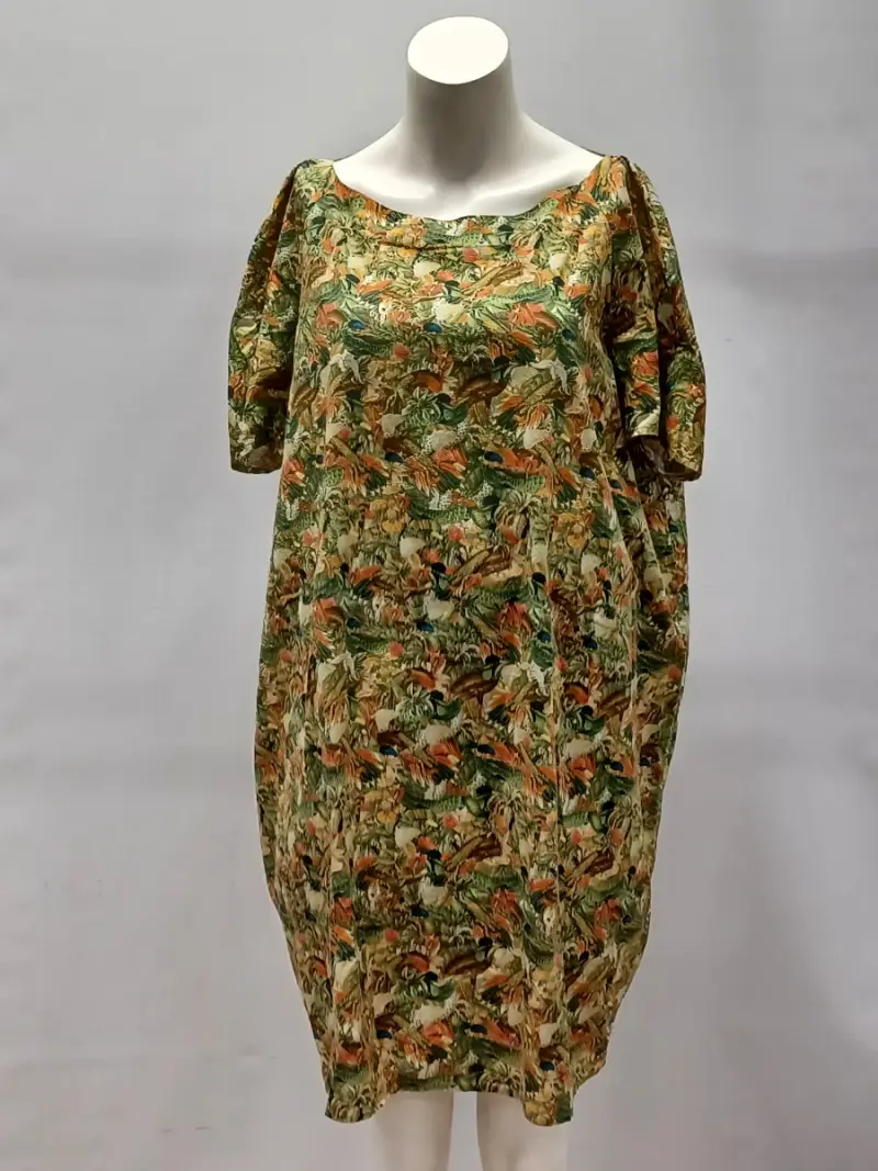 Elegante jurk met tropische en botanische print - Tim Van Steenbergen – kavel bij De Kringwinkel, Gent