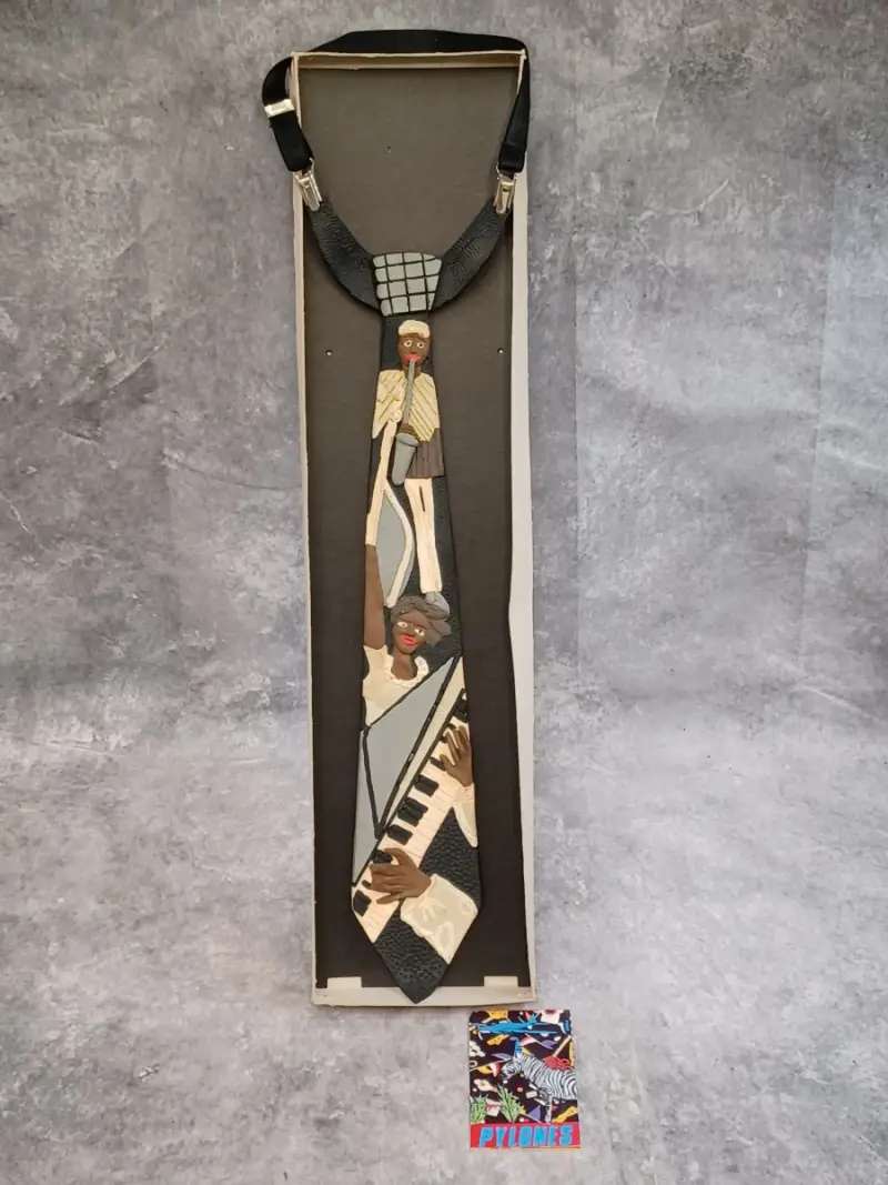 Vintage Pylones Parijs Rubberen Stropdas - Jazz Thema – kavel bij De Kringwinkel, Gent