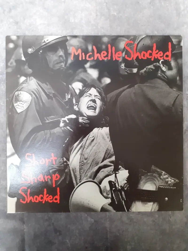 Vinyl: Michelle Shocked - Short Sharp Shocked – kavel bij De Kringwinkel, Gent