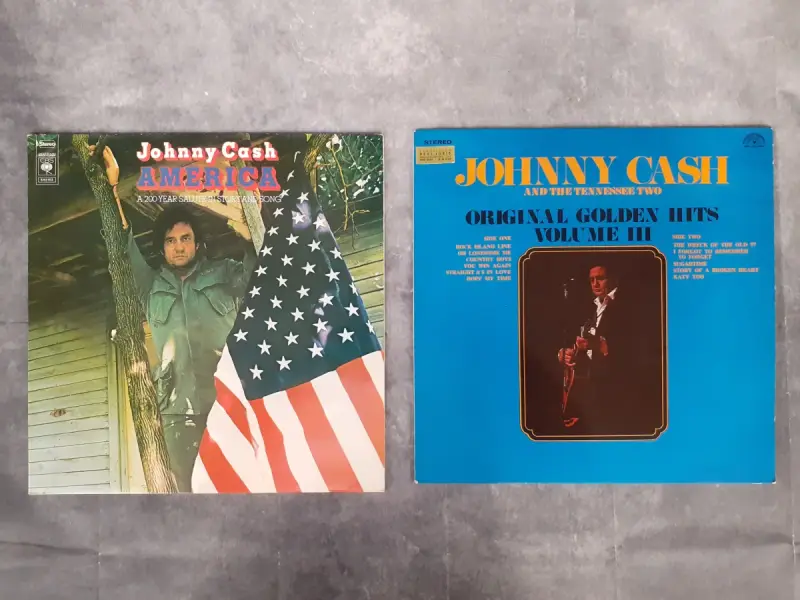 Vinyl: Duo van Johnny Cash Albums – kavel bij De Kringwinkel, Gent