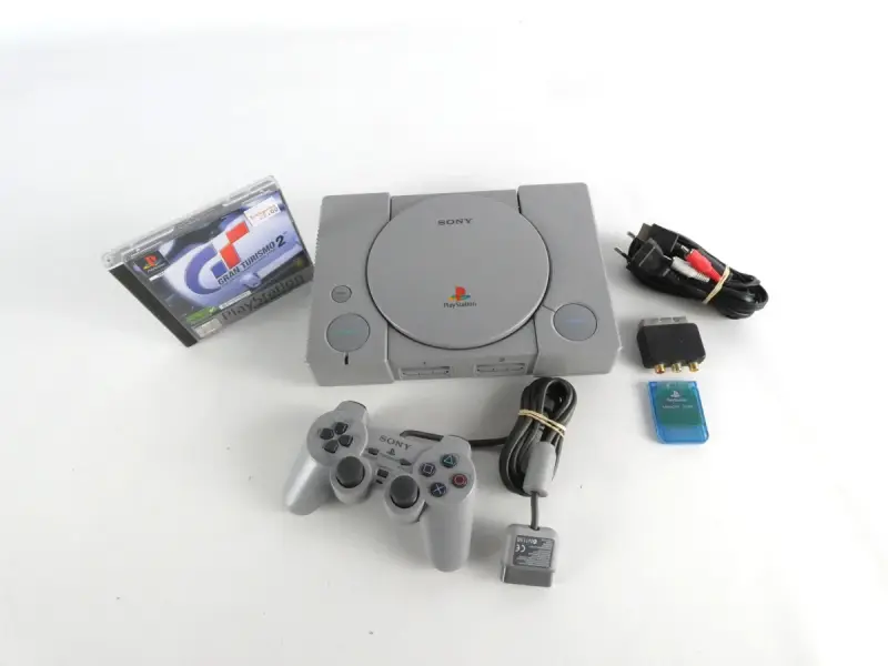 Sony PlayStation 1 consolebundel – PS1 met DualShock-controller, Gran Turismo 2 & accessoires – kavel bij De Kringwinkel, Heverlee