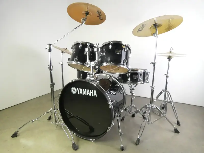 Yamaha Gigmaker + Paiste Cymbalen – kavel bij De Kringwinkel, Heverlee