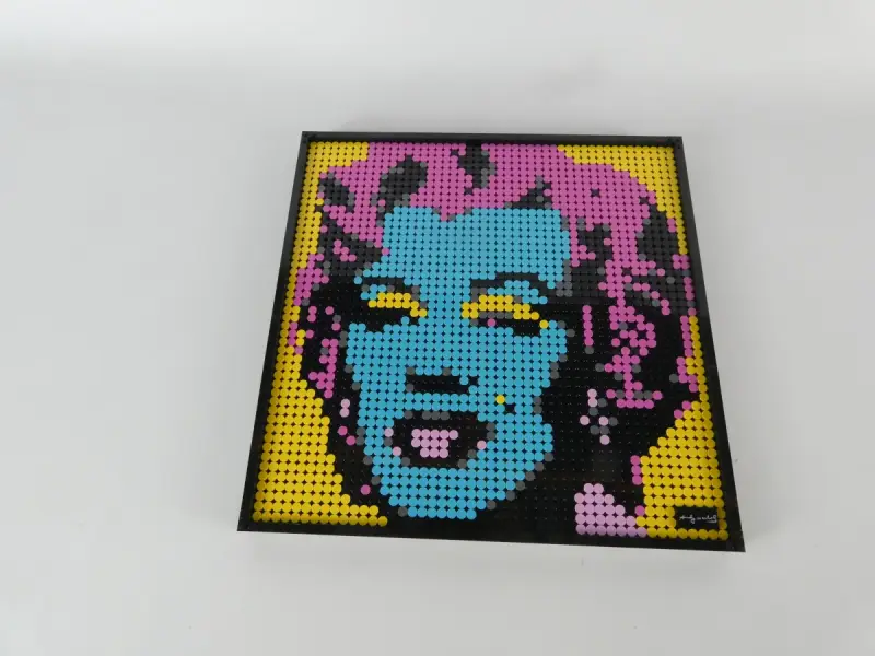 Andy Warhol Lego kader – kavel bij De Kringwinkel, Heverlee