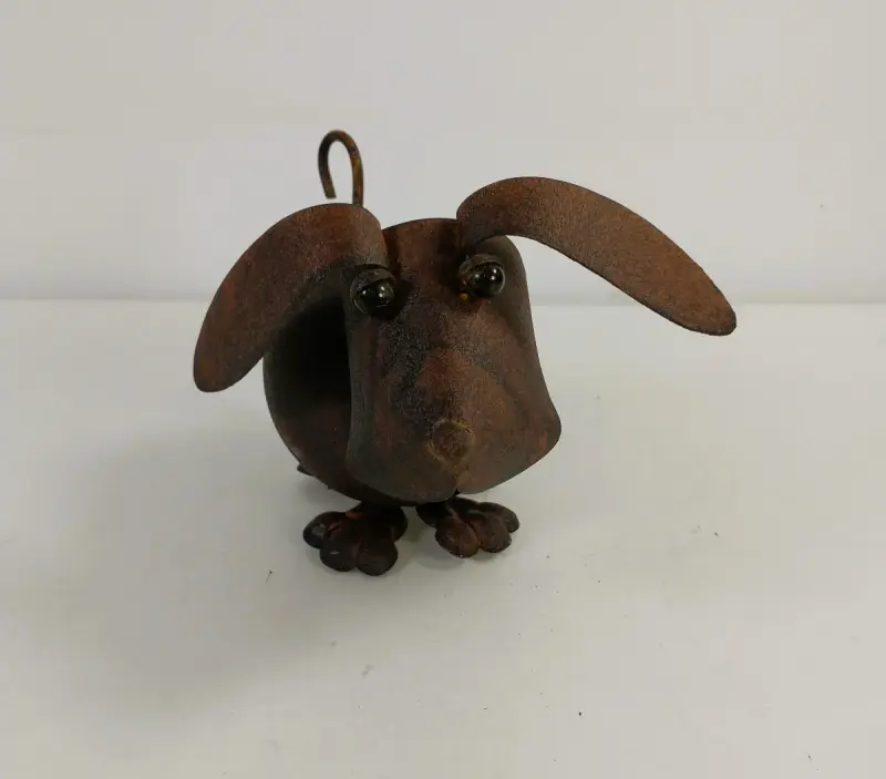 Metalen decoratiefiguur in de vorm van een hond – kavel bij De Kringwinkel, Turnhout