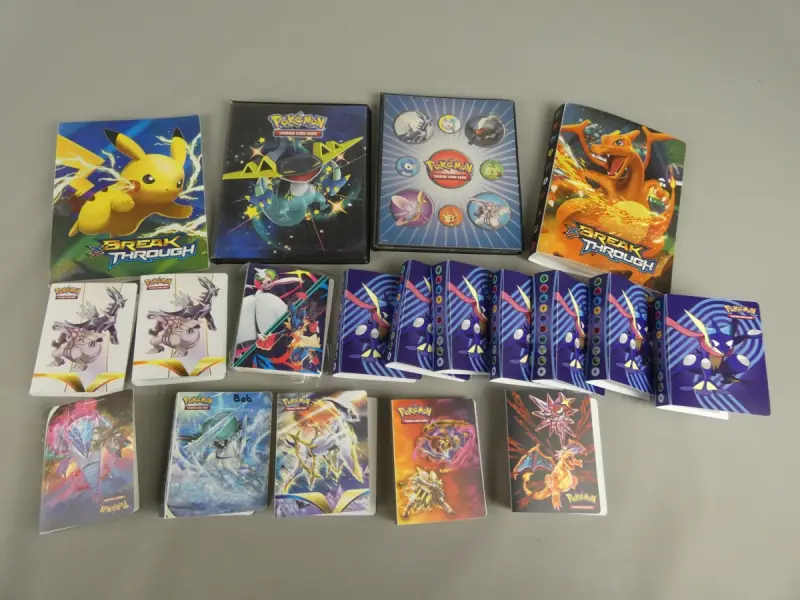 Collectie Pokémon mapjes – kavel bij De Kringwinkel, Diest