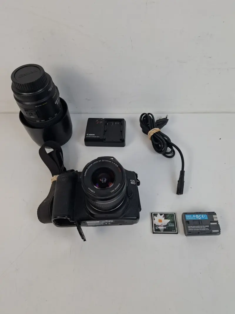Canon EOS 40D Spiegelreflexcamera Set – Inclusief 2 USM Lenzen, Accu, Lader & 2GB CF-kaart! – kavel bij De Kringwinkel, Waardamme