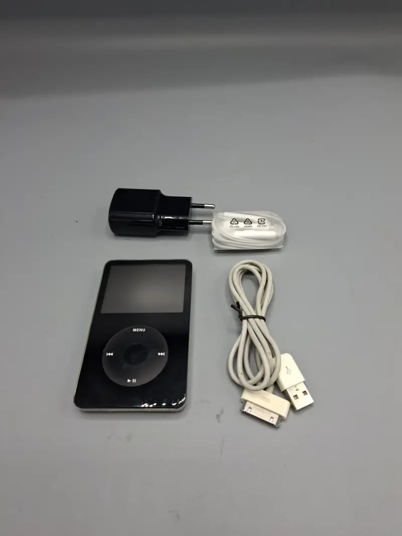 Iconische Apple iPod Classic 5e Generatie (30GB - Zwart) – Complete Set met Kabels & Lader! – kavel bij De Kringwinkel, Waardamme