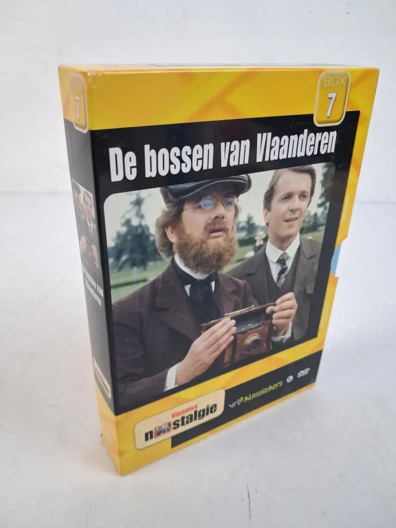 De bossen van Vlaanderen – kavel bij De Kringwinkel, Waardamme