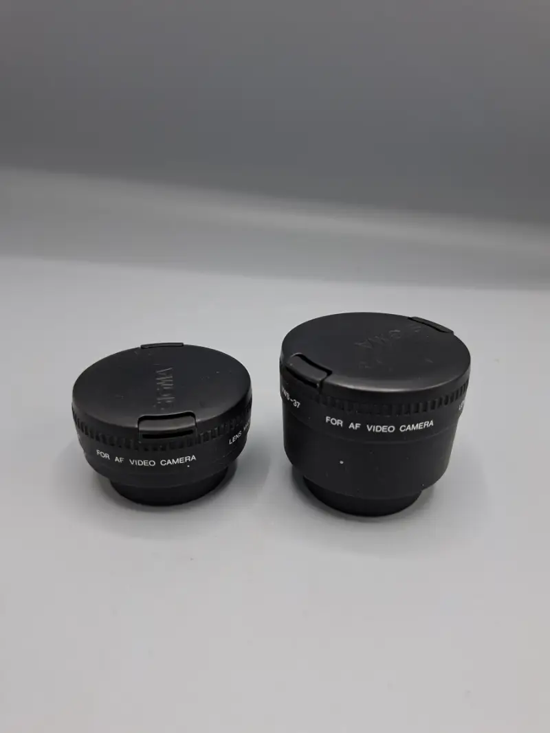Vintage Sigma Video Converter Set (Tele x1.5 VTS-37 & Wide x0.5 VWS-37) – Inclusief Luxe Opbergtas! – kavel bij De Kringwinkel, Waardamme