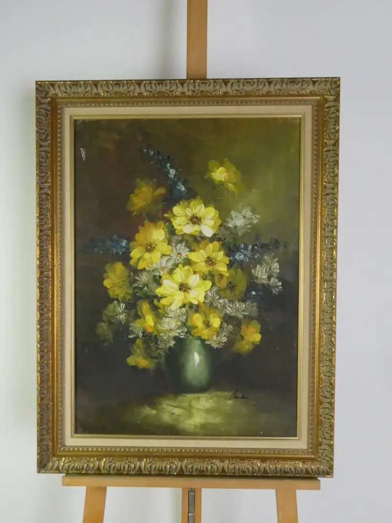 Schilderij met gele bloemen in groene vaas – kavel bij De Kringwinkel, Heverlee