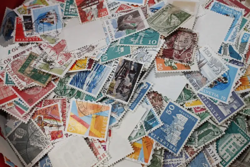 Verzameling Zwitserse postzegels – kavel bij De Kringwinkel, Brecht