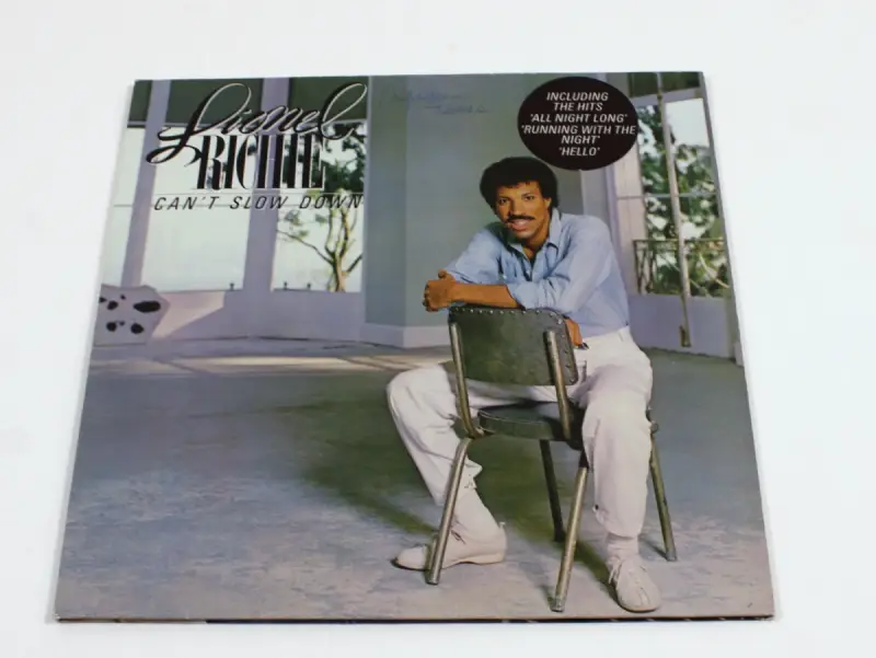 LP Lionel Richie - Can't Slow Down – kavel bij De Kringwinkel, Dilsen