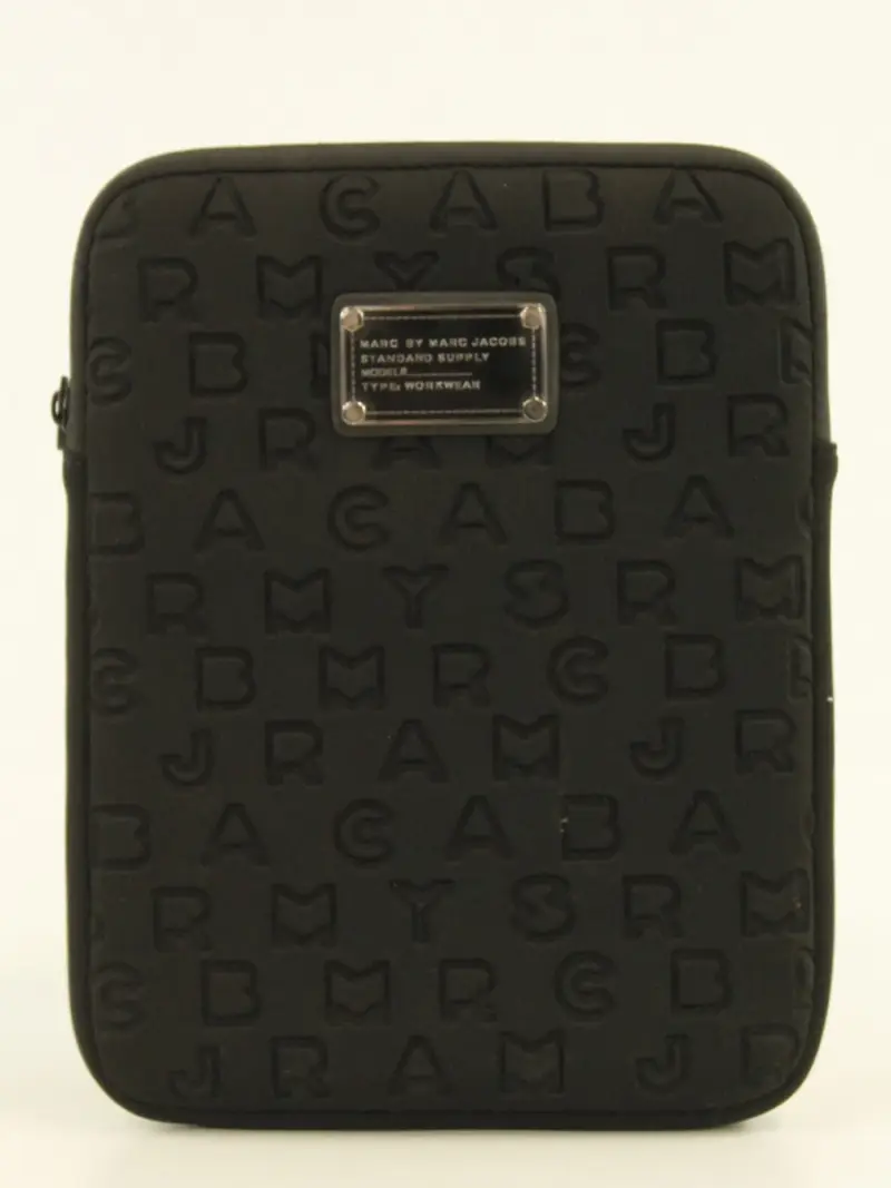 Marc by Marc Jacobs tabletbeschermer - zo goed als nieuw – kavel bij De Kringwinkel, Antwerpen