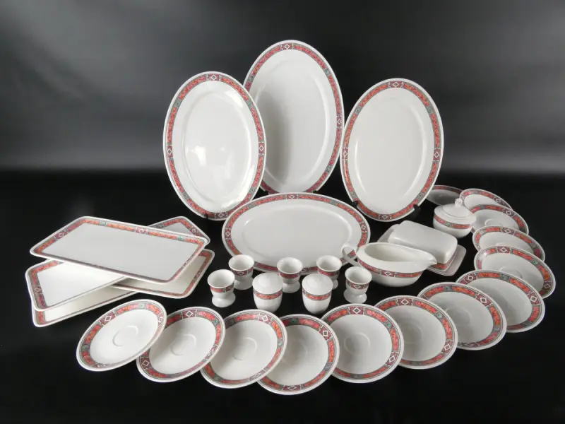 Serviesdelen van Villeroy & Boch, model Rialto – kavel bij De Kringwinkel, Heverlee