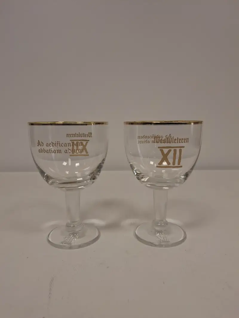 Twee officiële Westvleteren XII proefglaasjes – kavel bij De Kringwinkel, Ronse