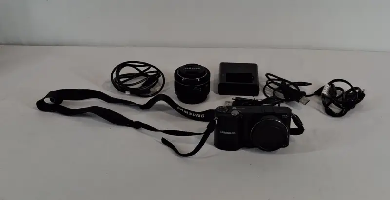 Complete Samsung NX1100 Systeemcamera Set – kavel bij De Kringwinkel, Geraardsbergen