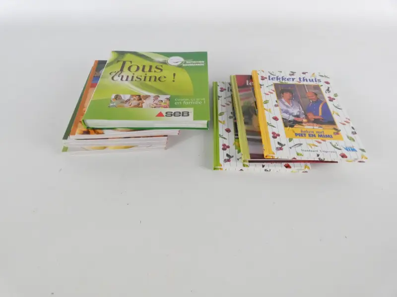 Set van 9 kookboeken van Piet Huysentruyt – kavel bij De Kringwinkel, Heverlee