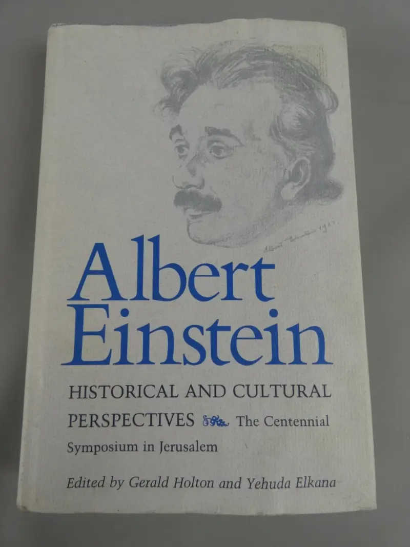 Boek Albert Einstein – kavel bij De Kringwinkel, Diest
