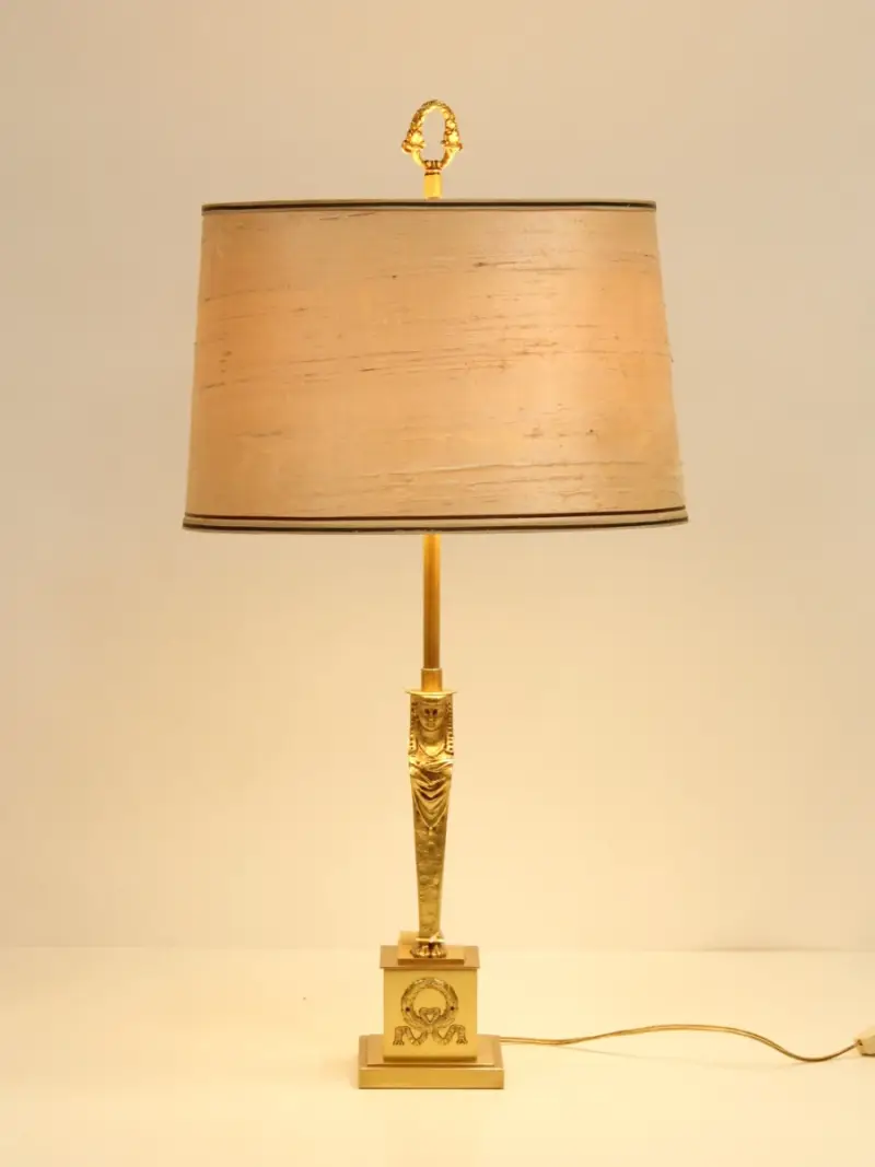 Elegante empire stijl tafellamp – kavel bij De Kringwinkel, Antwerpen