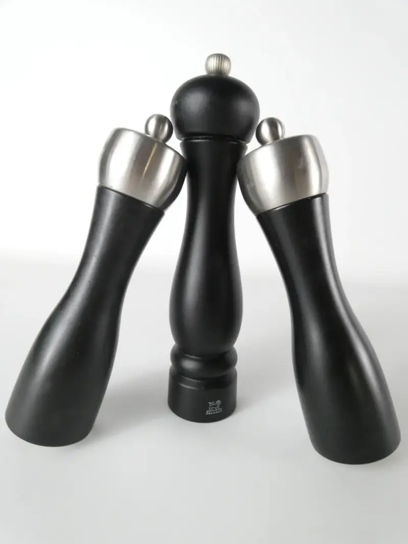 Peugeot peper- en zoutmolens set zwart – kavel bij De Kringwinkel, Heverlee
