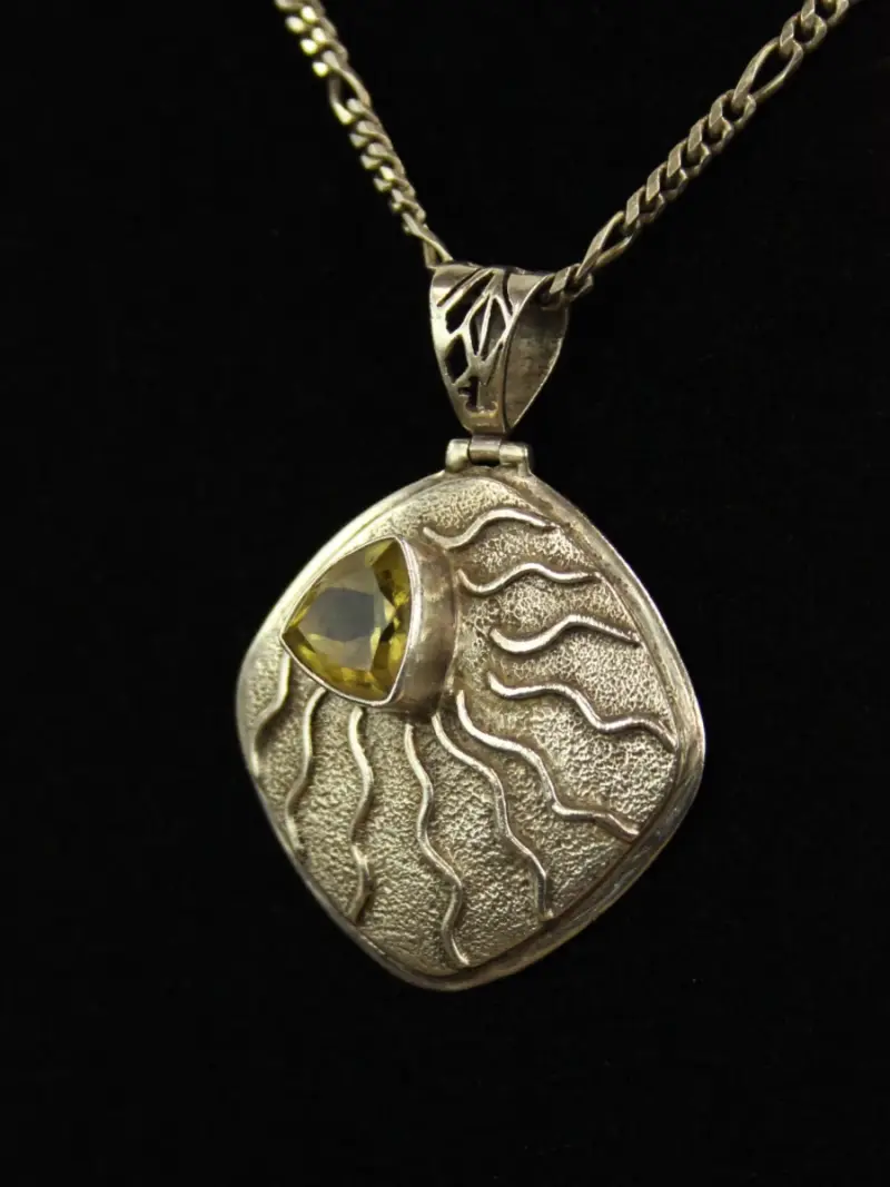 Sterling zilveren ketting & hanger – Prestige, Arezzo – kavel bij De Kringwinkel, Antwerpen