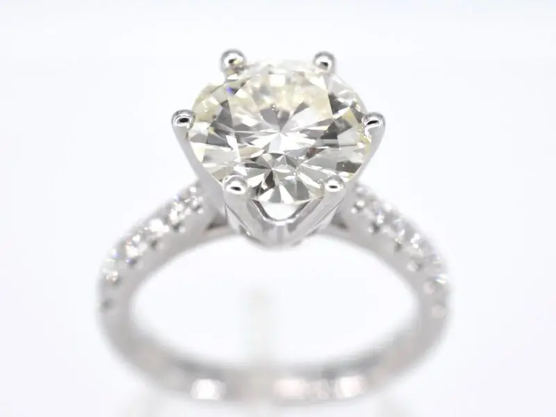 Sieraden en diamanten veiling – veiling bij Onlineveilingmeester